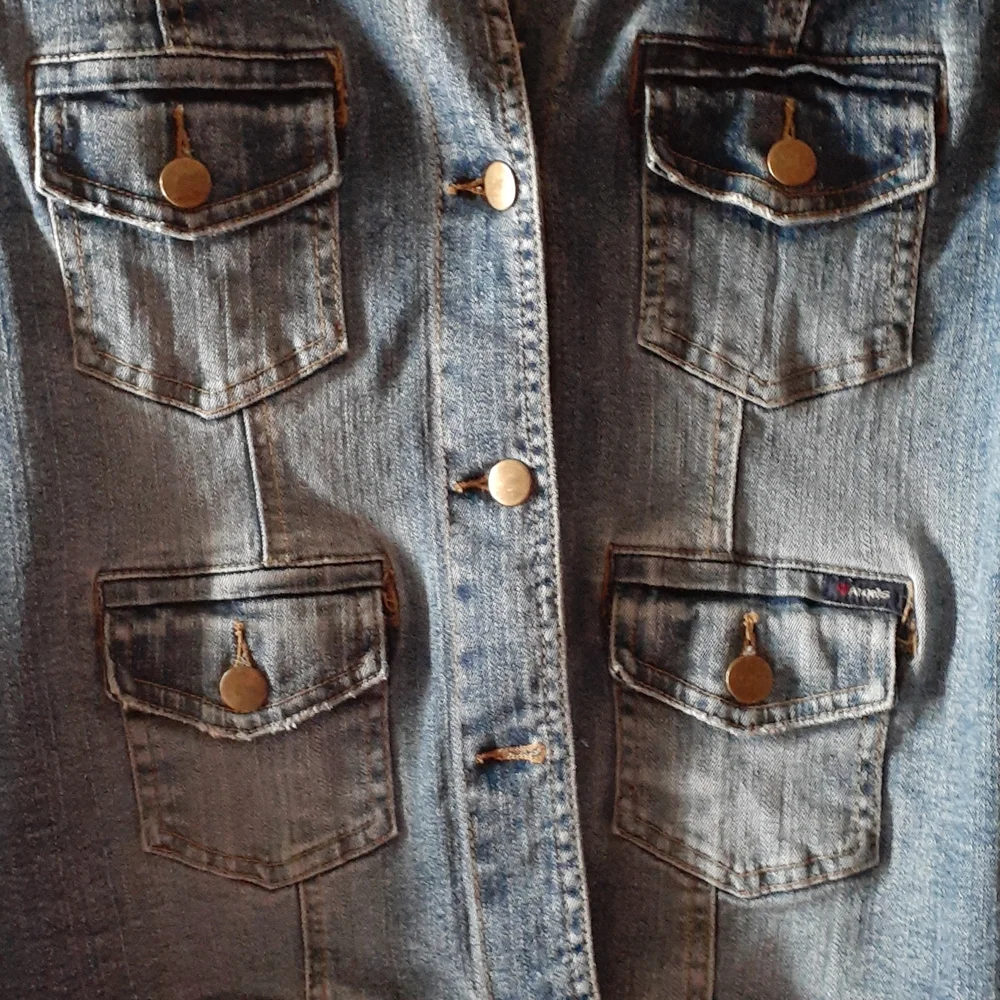Jacket - Picture 4 of 8